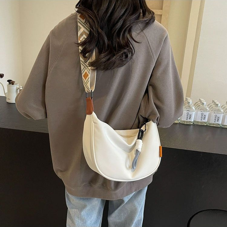 BOLSOS DE MUJER CON LLAVERO - EN DOS MODELOS